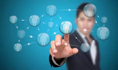 從滴滴事件看貴金屬交易平臺(tái)服務(wù)的重要性及其對(duì)中小企業(yè)管理咨詢的啟示